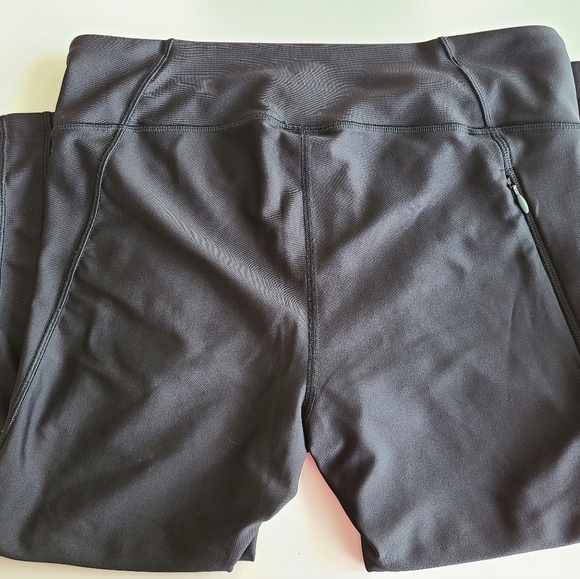 Under Armour Heatgear Capri Leggings Running Size L Active Wear - Picture 3 of 4